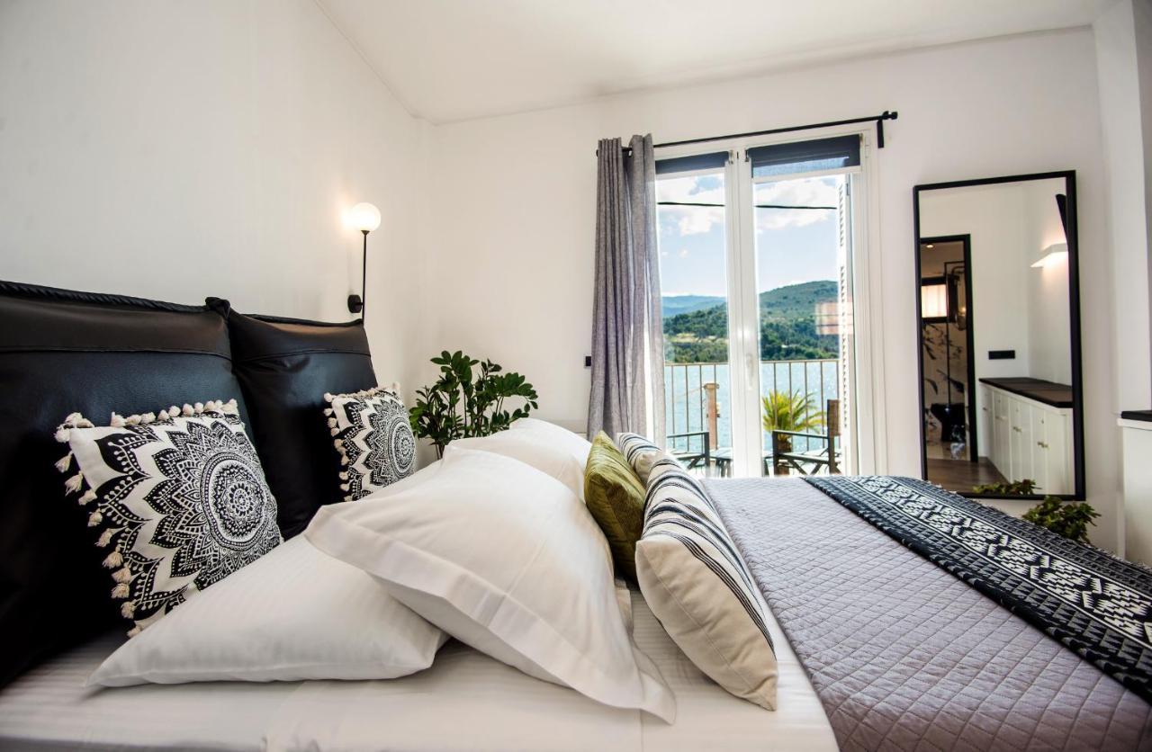 A & B Minimal Suite With Sea View In Argostoli Exterior foto